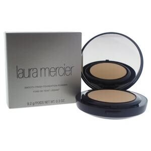 NWT Laura Mercier Smooth Finish Foundation Powder - One Size